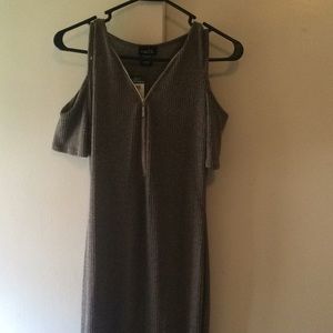 Grey fitted Rue 21 dress with tags